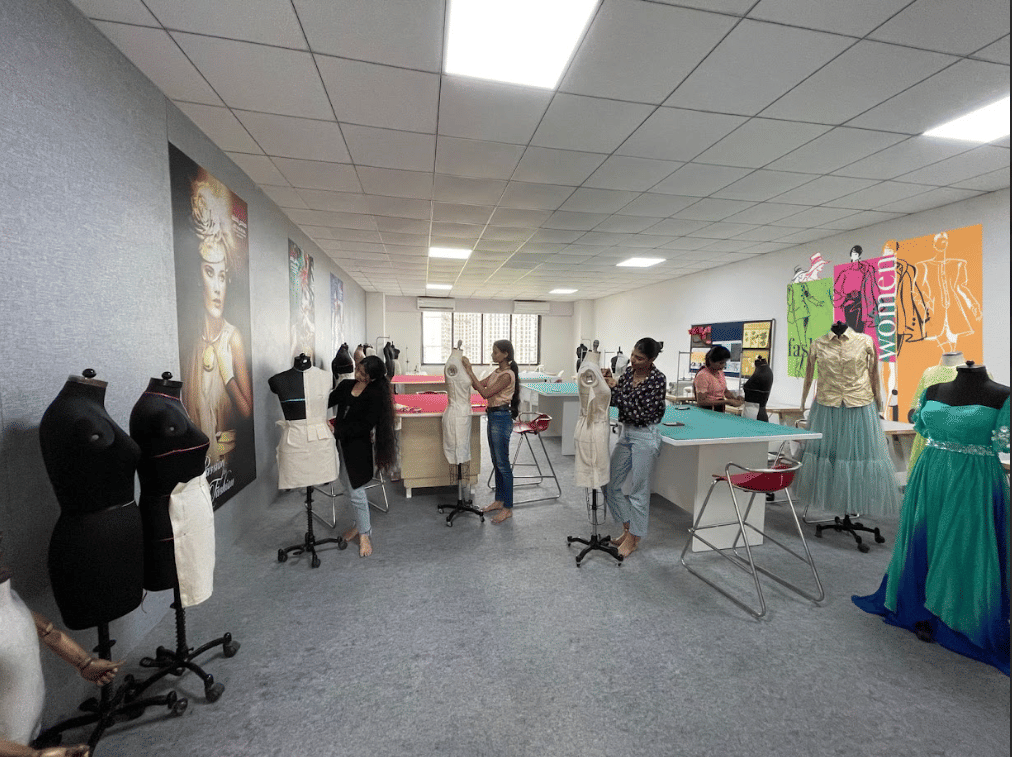 Atharva School of Fashion & Arts Mumbai Classrooms photo 18